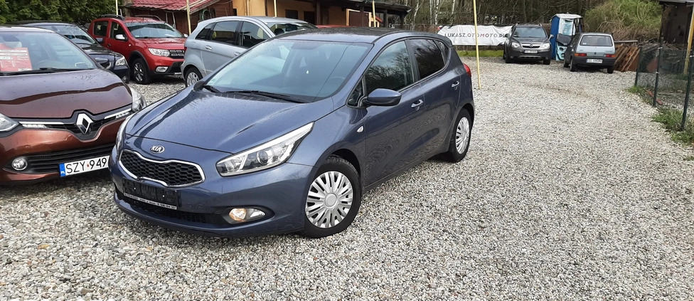 Kia Ceed cena 31500 przebieg: 146000, rok produkcji 2012 z Golina małe 254